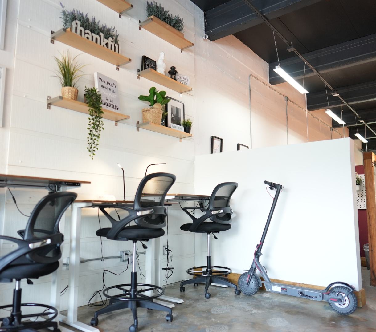 shared-desk-hot-flex-desk-miami-coworking-space